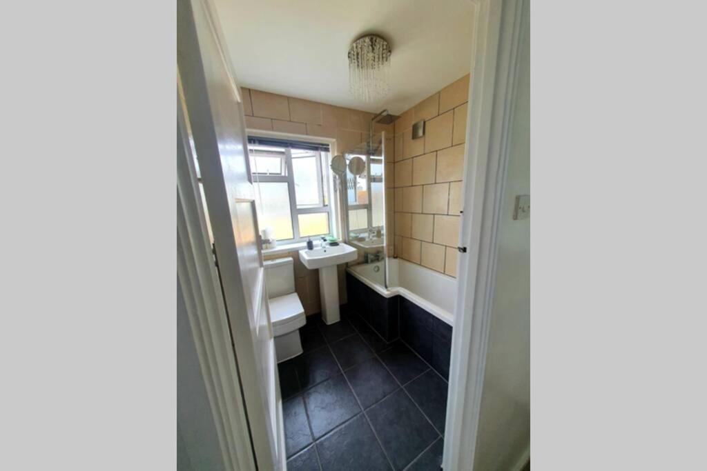 הוילה Castletown  Jurassic View 3 Bed House With Hot Tub מראה חיצוני תמונה